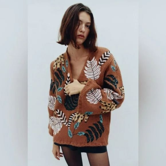 ZARA LIMITED EDITION BLOGGERS FAV BEADED KNIT SWEATER - Picture 3 of 4